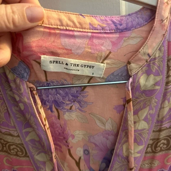 Beautiful Spell maxi dress - Picture 2 of 4